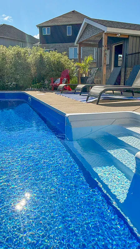 Pool with a Poolwerx Cirali Beach vinyl liner installed