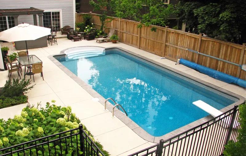 Rectangle pool in Cambridge — Aquascapes Waterloo Region