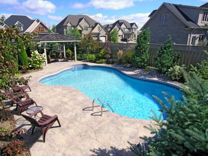 Custom Taromina pool in Deer Ridge — Aquascapes Waterloo Region