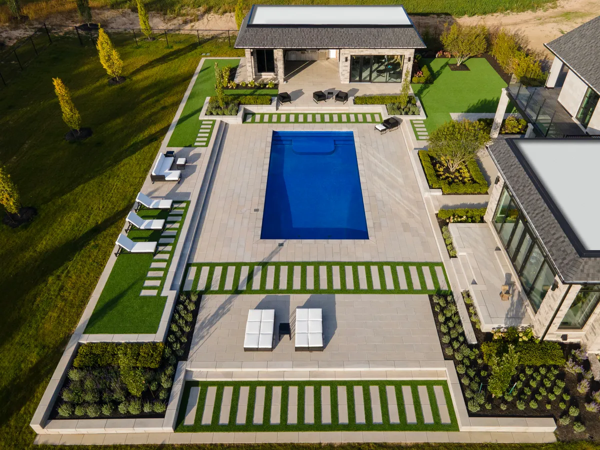 Rectangle, Tanning ledge pool — Aquascapes Waterloo Region