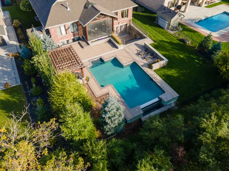 Custom pool in Laurelwood — Aquascapes Waterloo Region
